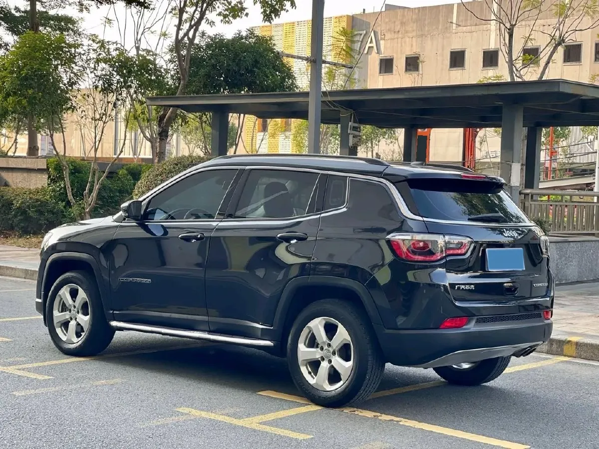 2020 Jeep Compass 1.3T 173HP L4 7DCT,autocango,china used car exporter,china ev exporter,chinese used car exporter,chinese used ev exporter