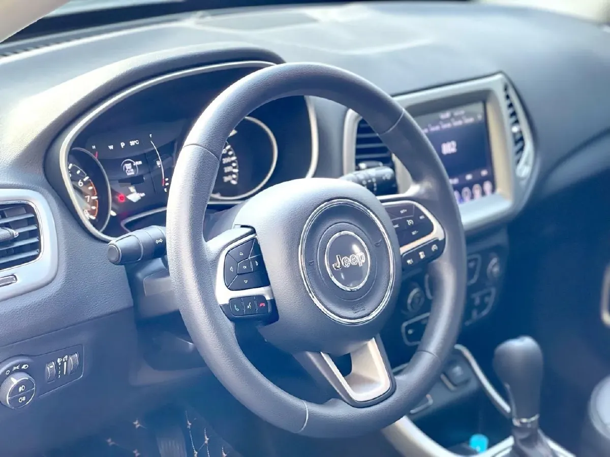 2020 Jeep Compass 1.3T 173HP L4 7DCT,autocango,china used car exporter,china ev exporter,chinese used car exporter,chinese used ev exporter