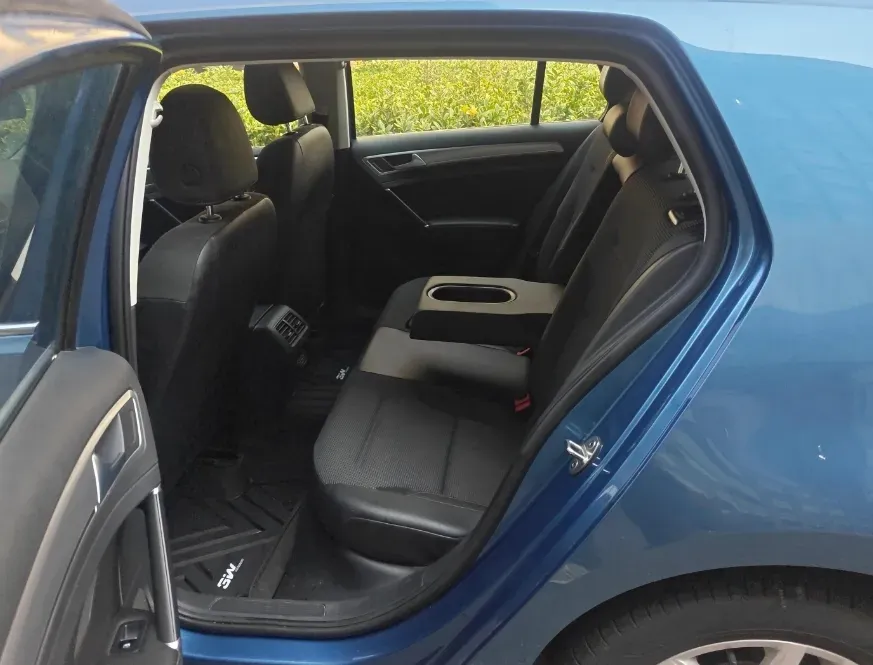 2019 Brilliance Auto V7 1.8T 231HP L4 7DCT,autocango,china used car exporter,china ev exporter,chinese used car exporter,chinese used ev exporter