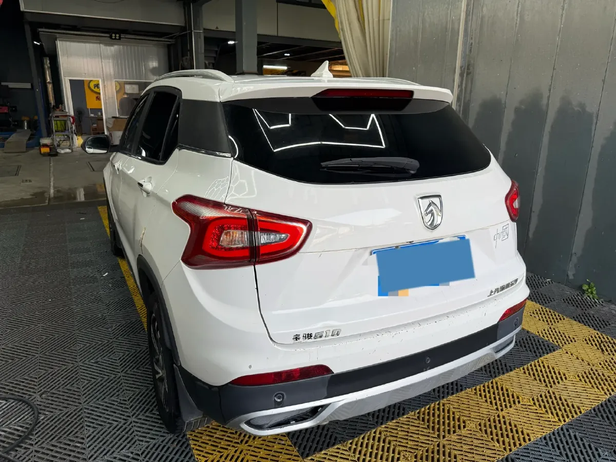 2017 HaiMa S5 Young Edition 1.6L 122HP L4 5MT,autocango,china used car exporter,china ev exporter,chinese used car exporter,chinese used ev exporter