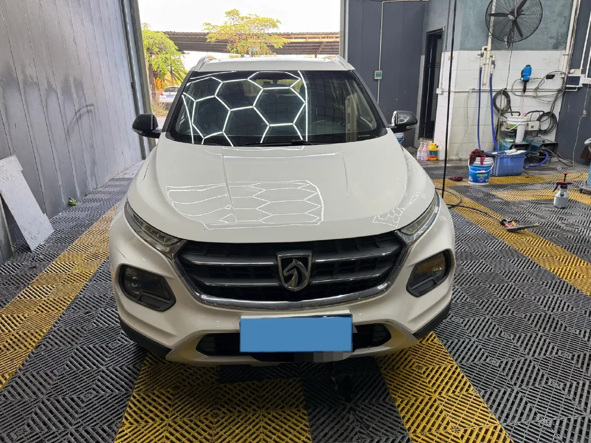 2017 HaiMa S5 Young Edition 1.6L 122HP L4 5MT,autocango,china used car exporter,china ev exporter,chinese used car exporter,chinese used ev exporter