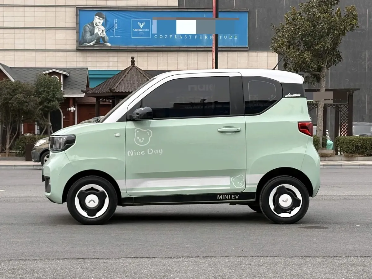2021 WuLing HongGuang MINI EV BEV 9.3KWH,autocango,china used car exporter,china ev exporter,chinese used car exporter,chinese used ev exporter