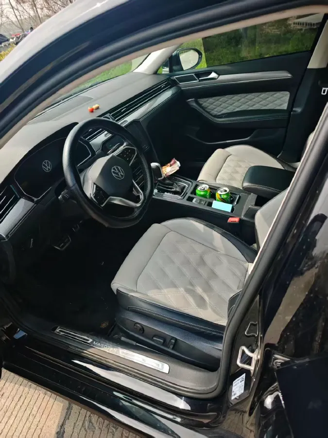 2023 Volkswagen Magotan 2.0T 186HP L4 7DCT,autocango,china used car exporter,china ev exporter,chinese used car exporter,chinese used ev exporter