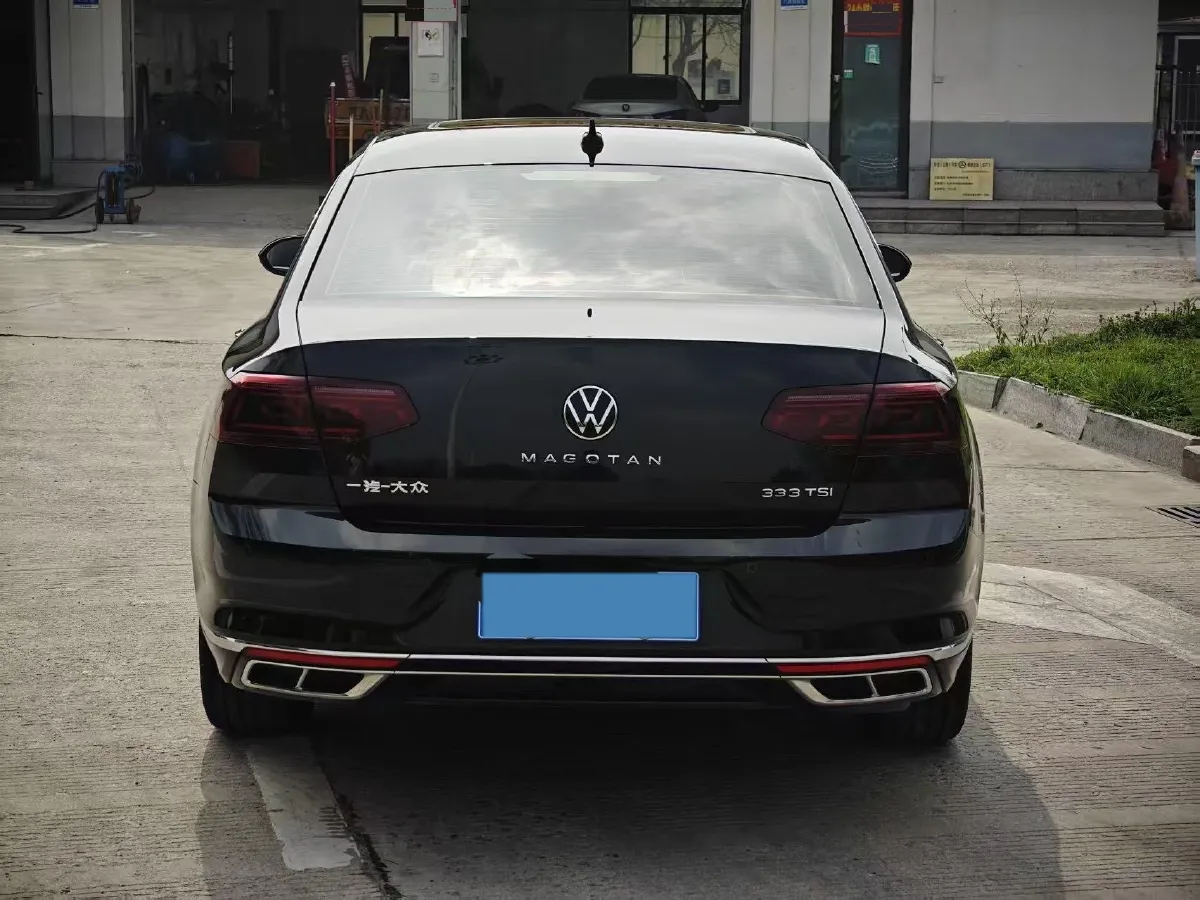 2023 Volkswagen Magotan 2.0T 186HP L4 7DCT,autocango,china used car exporter,china ev exporter,chinese used car exporter,chinese used ev exporter