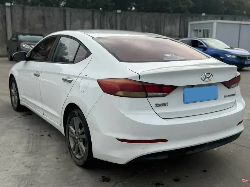 2016 Hyundai Elantra 1.6L 128HP L4 6MT,autocango,china used car exporter,china ev exporter,chinese used car exporter,chinese used ev exporter