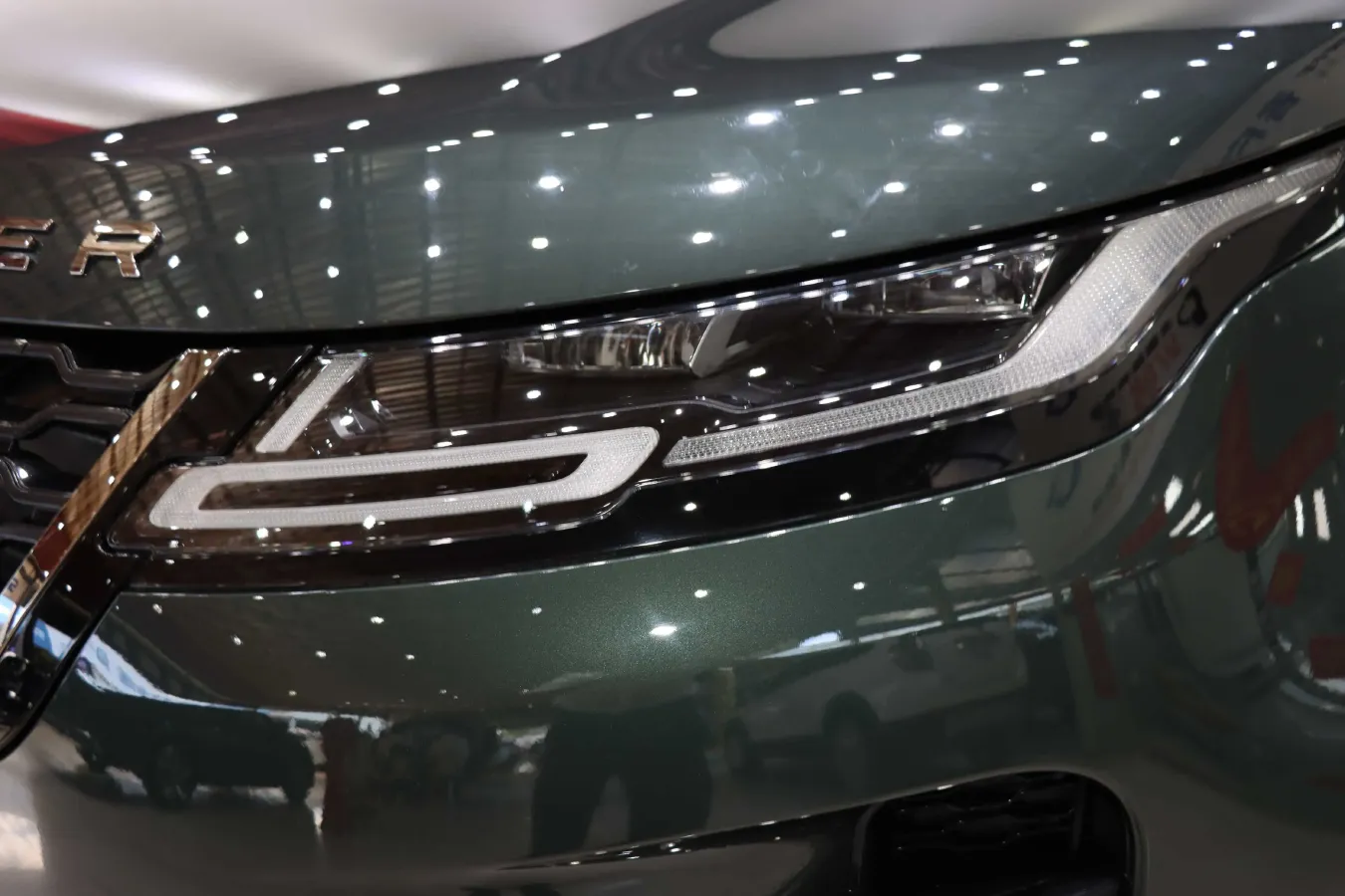 2021 Land Rover Range Rover Evoque 2.0T 249HP L4 9AT,autocango,china used car exporter,china ev exporter,chinese used car exporter,chinese used ev exporter