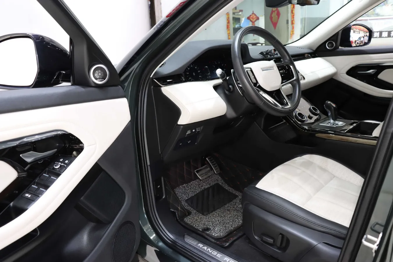 2021 Land Rover Range Rover Evoque 2.0T 249HP L4 9AT,autocango,china used car exporter,china ev exporter,chinese used car exporter,chinese used ev exporter