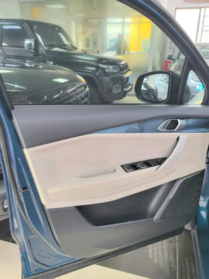 2020 LYNK&CO 06 1.5T 177HP L3 7DCT,autocango,china used car exporter,china ev exporter,chinese used car exporter,chinese used ev exporter