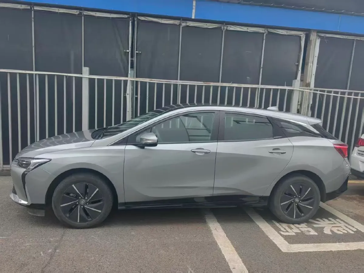 2023 Buick Velite 6 BEV 50.3KWH,autocango,china used car exporter,china ev exporter,chinese used car exporter,chinese used ev exporter