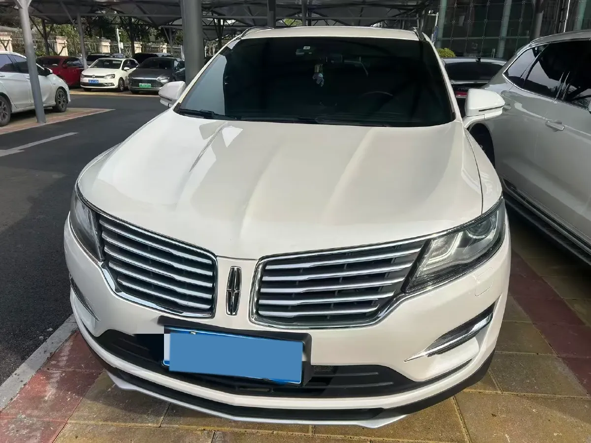 2018 Lincoln MKC 2.0T 203HP L4 6AT,autocango,china used car exporter,china ev exporter,chinese used car exporter,chinese used ev exporter