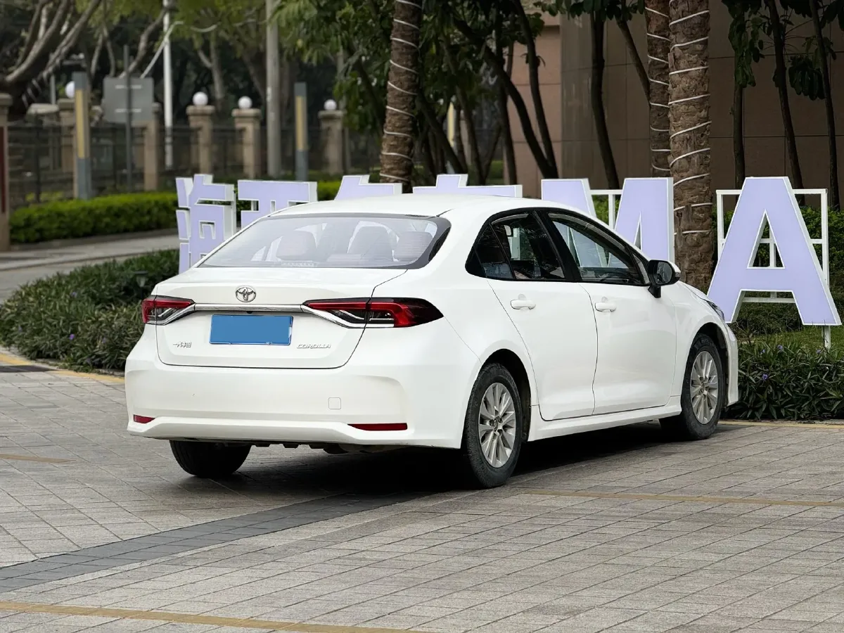 2021 Toyota Corolla 1.5L 121HP L3 CVT,autocango,china used car exporter,china ev exporter,chinese used car exporter,chinese used ev exporter
