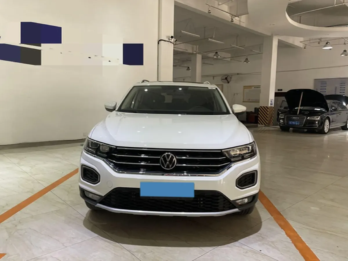 2022 Volkswagen T-Roc 1.4T 150HP L4 7DCT,autocango,china used car exporter,china ev exporter,chinese used car exporter,chinese used ev exporter