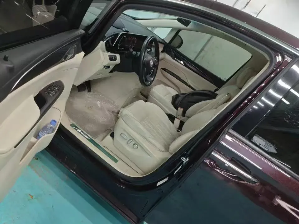 2022 Buick GL8 2.0T 237HP L4 9AT,autocango,china used car exporter,china ev exporter,chinese used car exporter,chinese used ev exporter