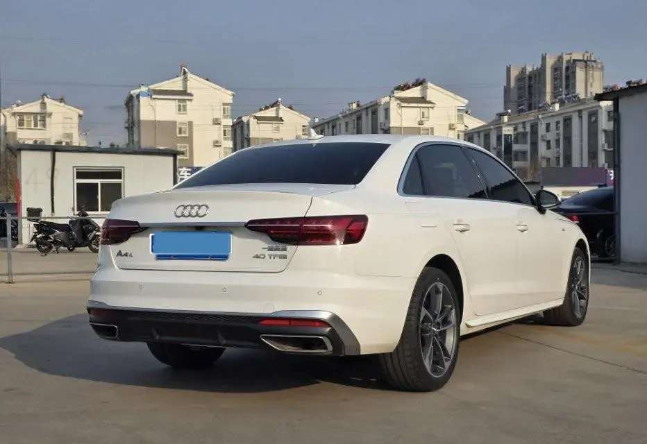 2020 Audi A4L 2.0T 190HP L4 7DCT,autocango,china used car exporter,china ev exporter,chinese used car exporter,chinese used ev exporter