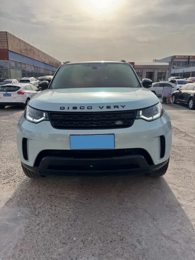 2018 Land Rover Discovery 2.0T 300HP L4 8AT,autocango,china used car exporter,china ev exporter,chinese used car exporter,chinese used ev exporter