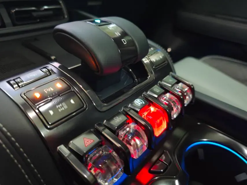 2023 FangChengBao Bao 5 1.5T 194HP L4 E-CVT PHEV 31.8KWH,autocango,china used car exporter,china ev exporter,chinese used car exporter,chinese used ev exporter