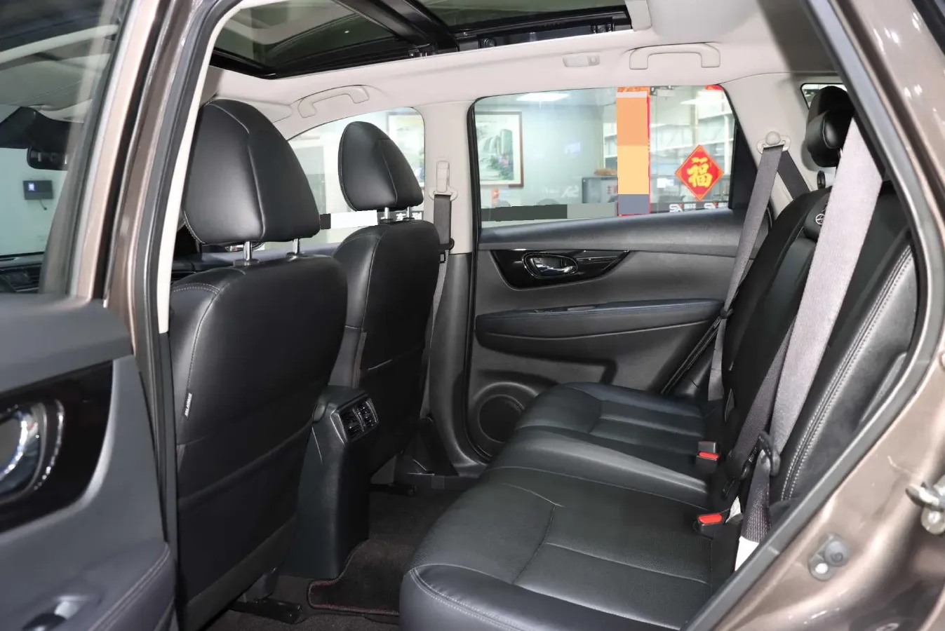 2021 Nissan X-Trail 2.0L 151HP L4 CVT,autocango,china used car exporter,china ev exporter,chinese used car exporter,chinese used ev exporter