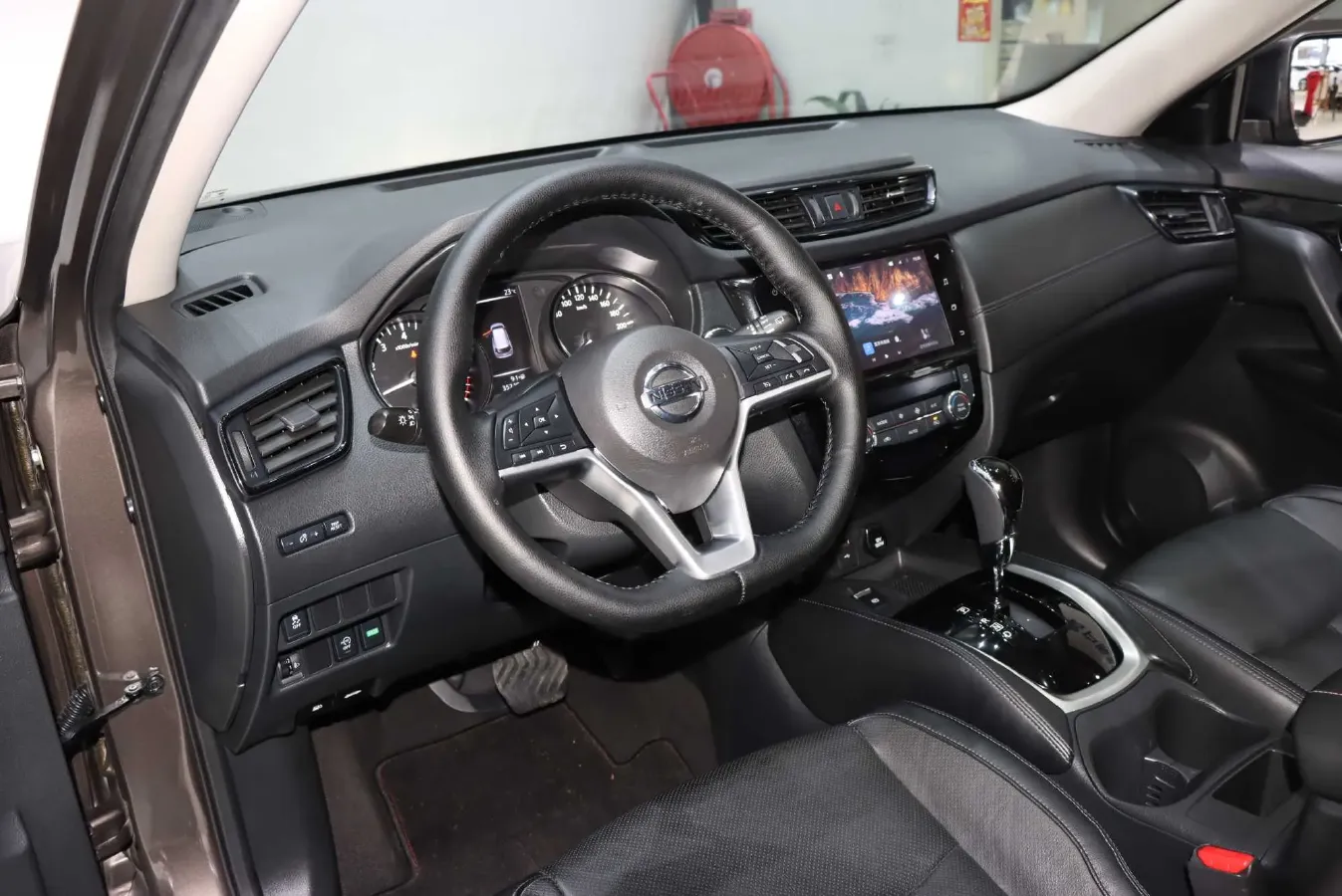 2021 Nissan X-Trail 2.0L 151HP L4 CVT,autocango,china used car exporter,china ev exporter,chinese used car exporter,chinese used ev exporter