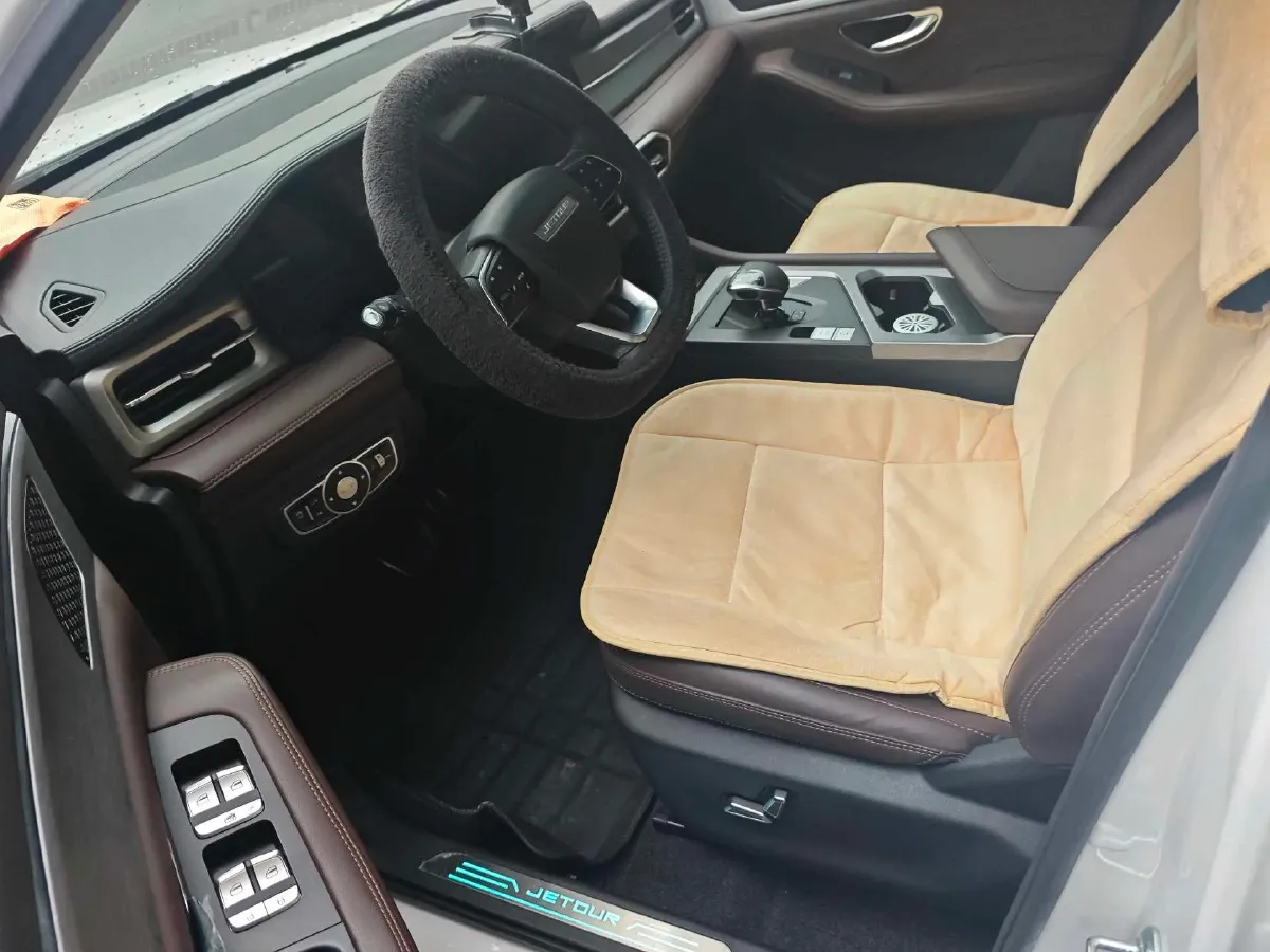 2023 Jetour X90 Plus 1.6T 197HP L4 7DCT,autocango,china used car exporter,china ev exporter,chinese used car exporter,chinese used ev exporter