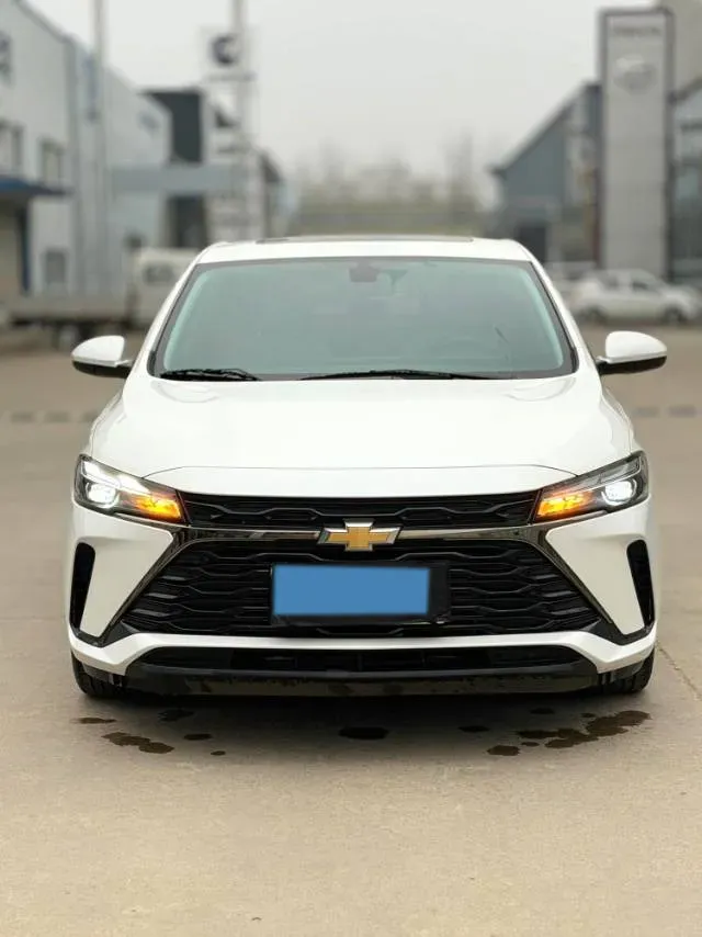 2024 Chevrolet Monza 1.5L 113HP L4 6DCT,autocango,china used car exporter,china ev exporter,chinese used car exporter,chinese used ev exporter