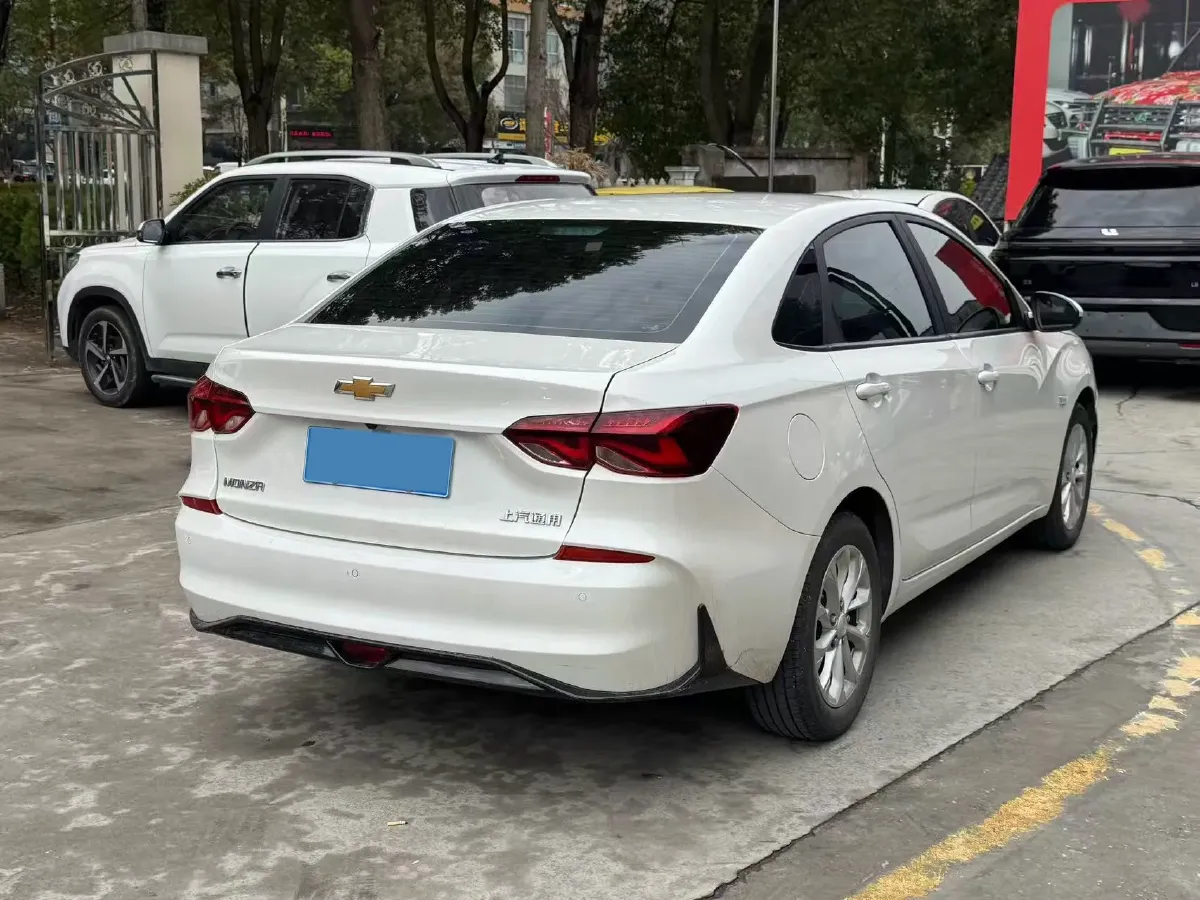 2024 Chevrolet Monza 1.5L 113HP L4 6DCT,autocango,china used car exporter,china ev exporter,chinese used car exporter,chinese used ev exporter
