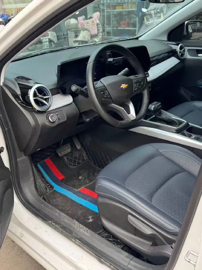 2024 Chevrolet Monza 1.5L 113HP L4 6DCT,autocango,china used car exporter,china ev exporter,chinese used car exporter,chinese used ev exporter