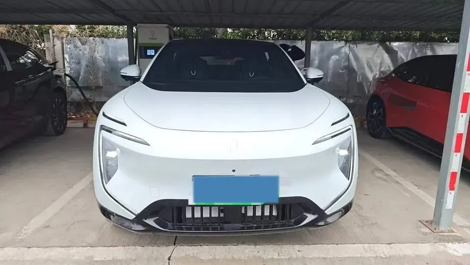 2024 Avatr 07 BEV 82.16KWH,autocango,china used car exporter,china ev exporter,chinese used car exporter,chinese used ev exporter
