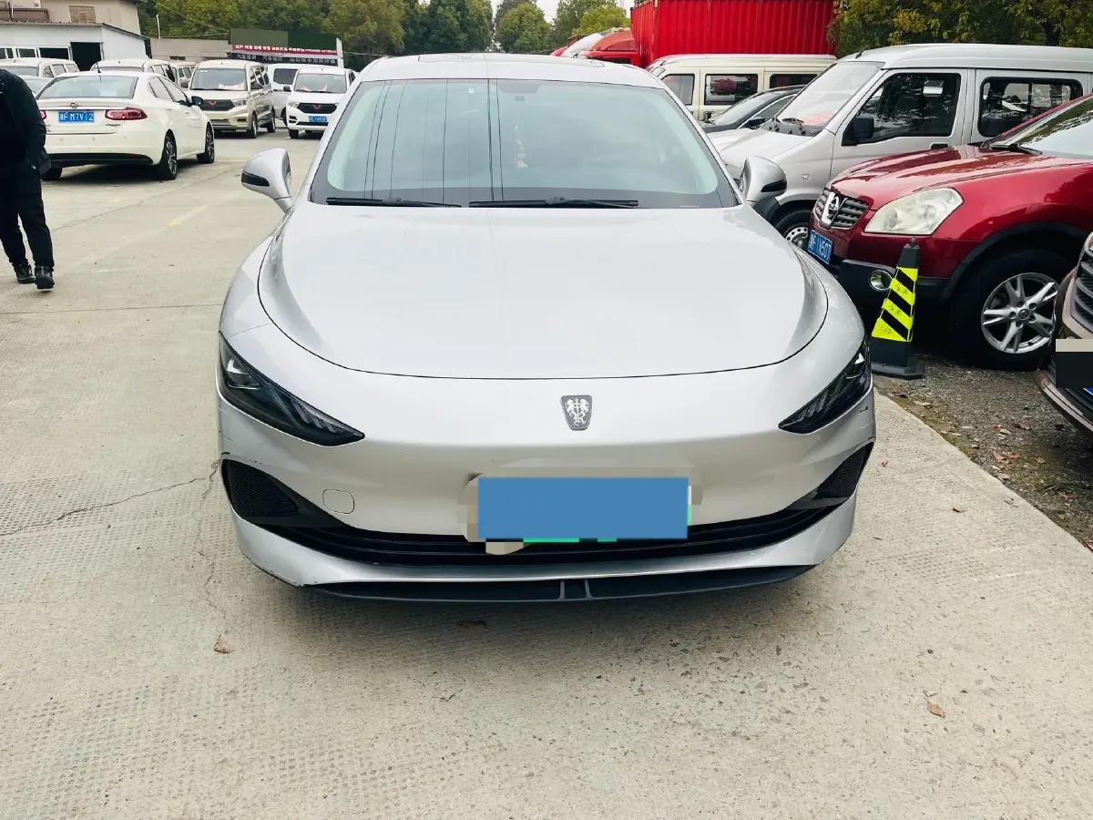 2025 Roewe D7 1.5L 112HP L4 1DHT PHEV 19.7KWH,autocango,china used car exporter,china ev exporter,chinese used car exporter,chinese used ev exporter