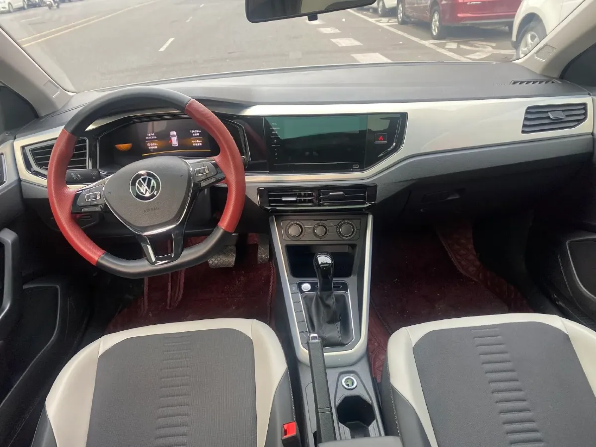 2023 Volkswagen Polo 1.5L 113HP L4 6AT,autocango,china used car exporter,china ev exporter,chinese used car exporter,chinese used ev exporter