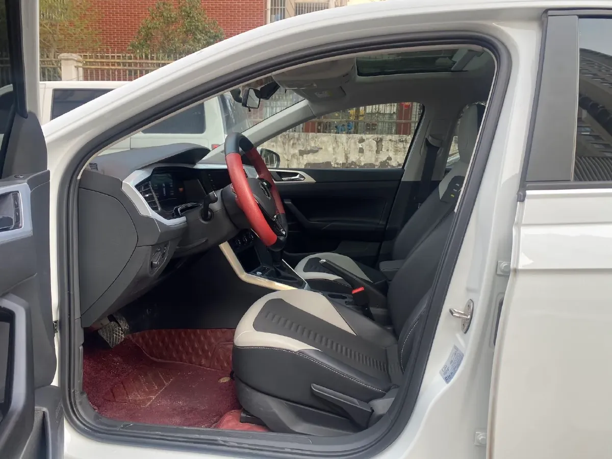 2023 Volkswagen Polo 1.5L 113HP L4 6AT,autocango,china used car exporter,china ev exporter,chinese used car exporter,chinese used ev exporter