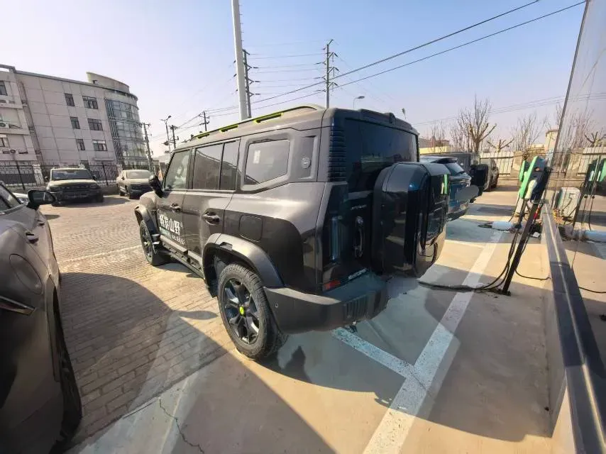 2023 Jetour Traveller 2.0T 254HP L4 7DCT,autocango,china used car exporter,china ev exporter,chinese used car exporter,chinese used ev exporter