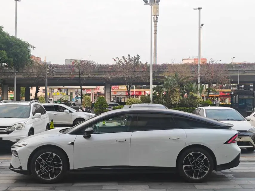 2024 Xpeng P7+ BEV 60.7KWH,autocango,china used car exporter,china ev exporter,chinese used car exporter,chinese used ev exporter