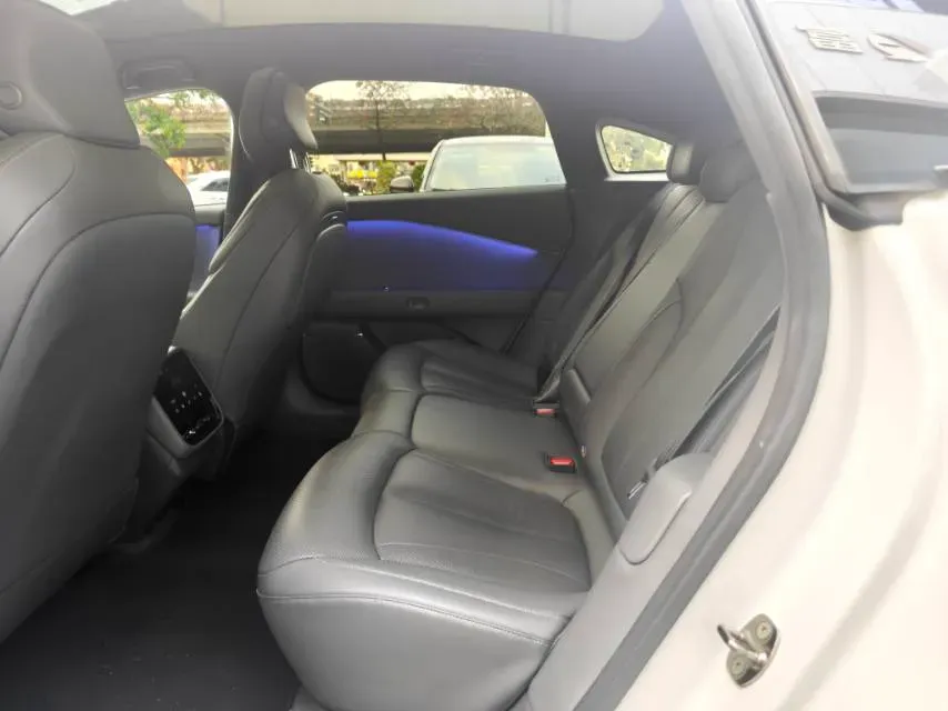 2024 Xpeng P7+ BEV 60.7KWH,autocango,china used car exporter,china ev exporter,chinese used car exporter,chinese used ev exporter