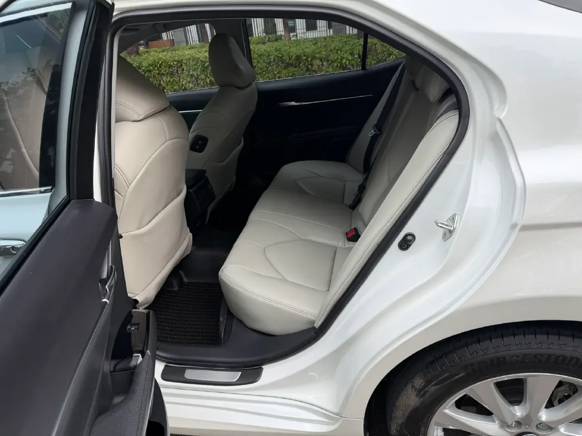 2021 Toyota Camry 2.0L 178HP L4 CVT,autocango,china used car exporter,china ev exporter,chinese used car exporter,chinese used ev exporter