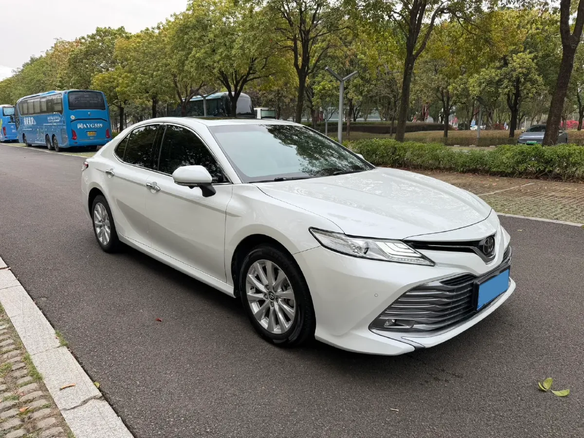 2021 Toyota Camry 2.0L 178HP L4 CVT,autocango,china used car exporter,china ev exporter,chinese used car exporter,chinese used ev exporter