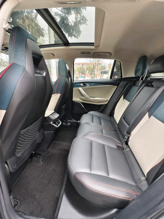 2020 LYNK&CO 06 1.5T 177HP L3 7DCT,autocango,china used car exporter,china ev exporter,chinese used car exporter,chinese used ev exporter