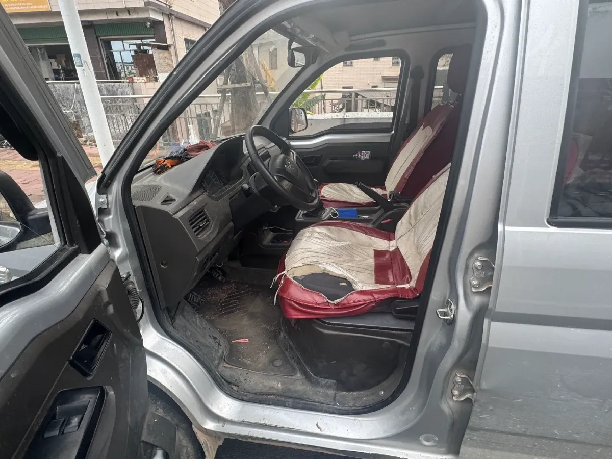 2019 WuLing RongGuang New Truck 1.8L 133HP L4 5MT,autocango,china used car exporter,china ev exporter,chinese used car exporter,chinese used ev exporter