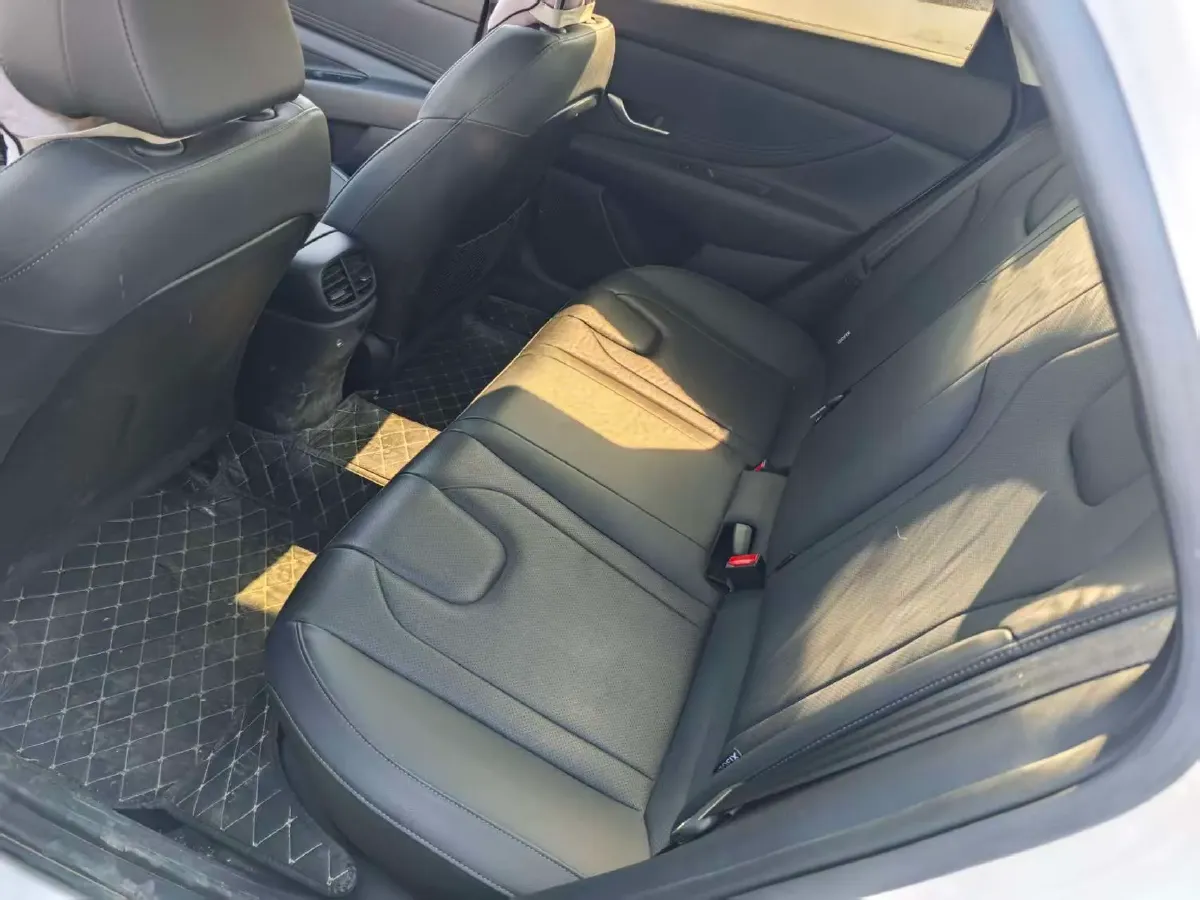 2022 Hyundai Elantra 1.5L 115HP L4 CVT,autocango,china used car exporter,china ev exporter,chinese used car exporter,chinese used ev exporter