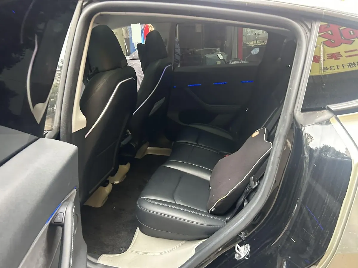 2022 Tesla Model Y BEV 60KWH,autocango,china used car exporter,china ev exporter,chinese used car exporter,chinese used ev exporter