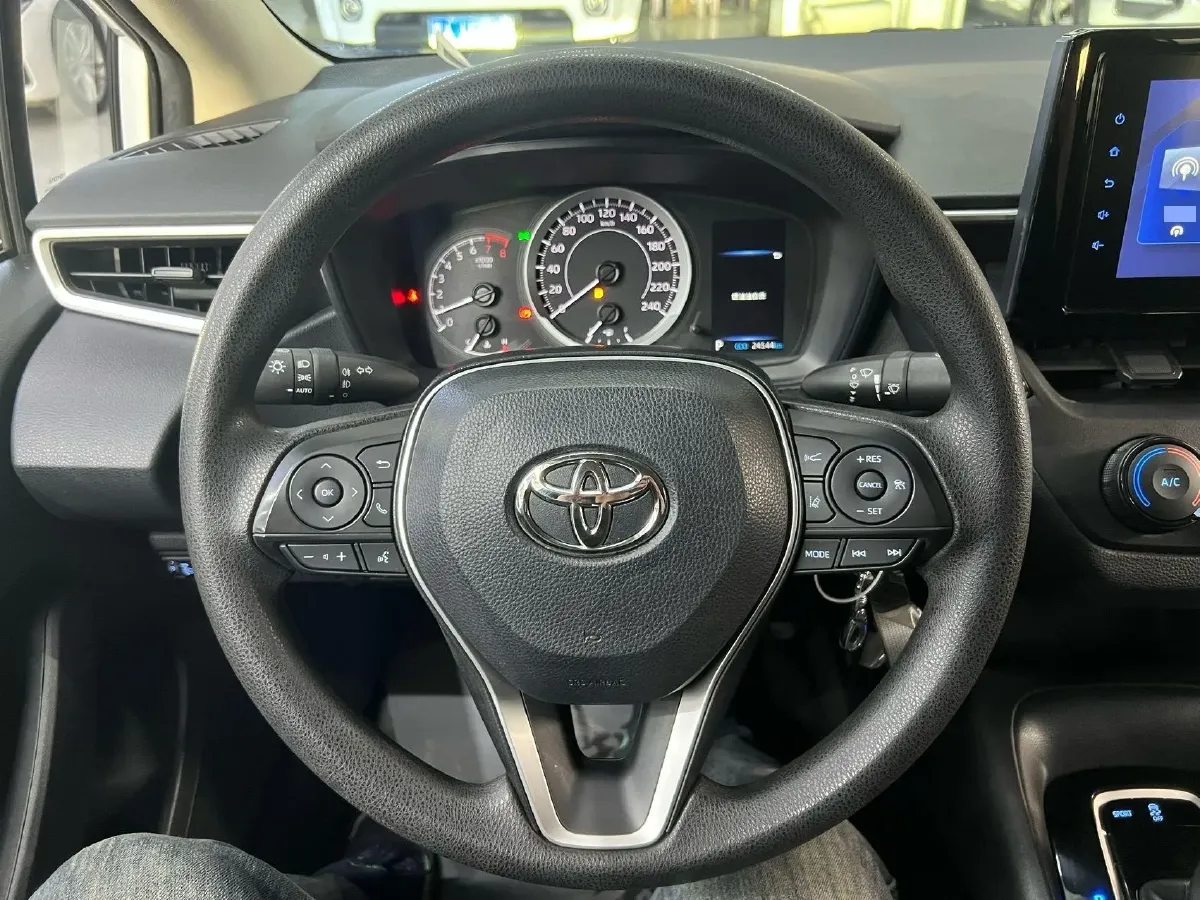 2021 Toyota Corolla 1.2T 116HP L4 CVT,autocango,china used car exporter,china ev exporter,chinese used car exporter,chinese used ev exporter