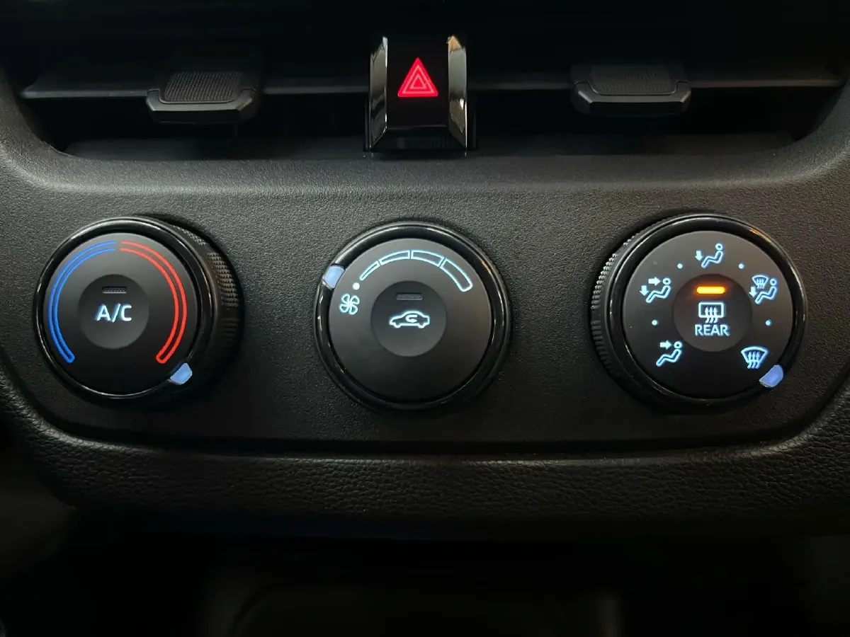 2021 Toyota Corolla 1.2T 116HP L4 CVT,autocango,china used car exporter,china ev exporter,chinese used car exporter,chinese used ev exporter