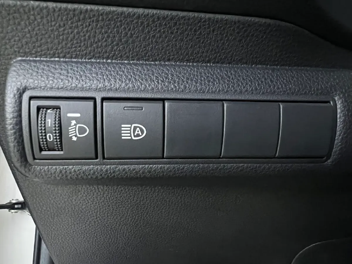 2021 Toyota Corolla 1.2T 116HP L4 CVT,autocango,china used car exporter,china ev exporter,chinese used car exporter,chinese used ev exporter