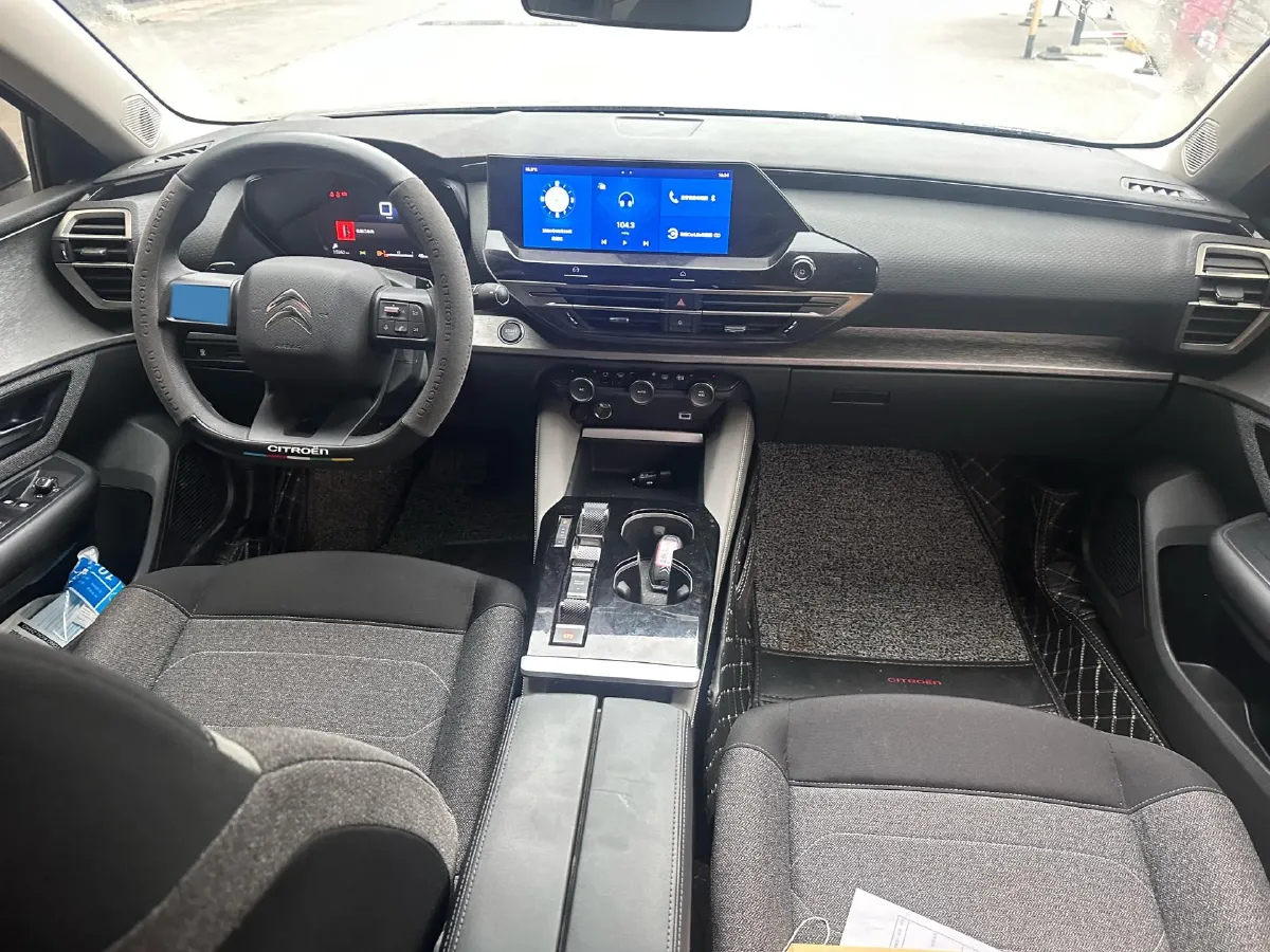 2025 Geely Preface 1.5T 181HP L4 7DCT,autocango,china used car exporter,china ev exporter,chinese used car exporter,chinese used ev exporter