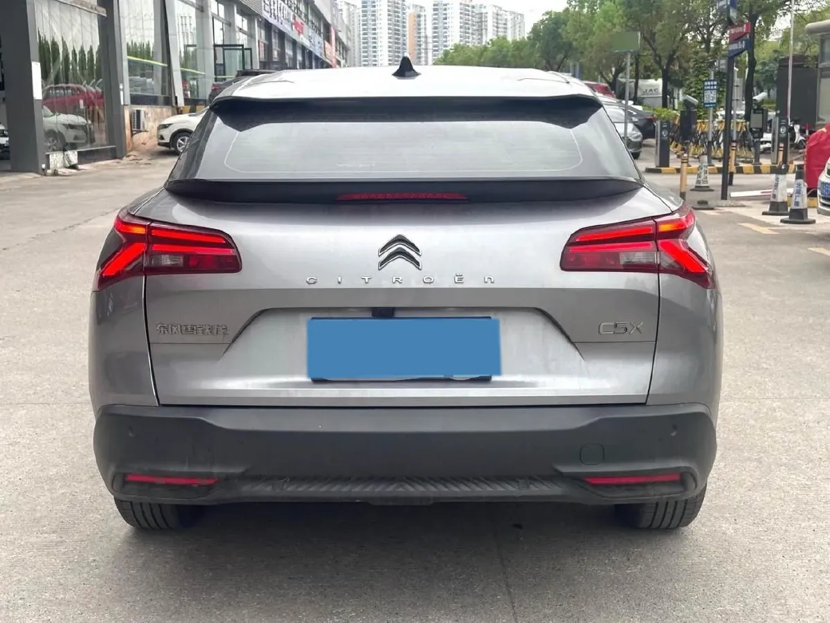 2025 Geely Preface 1.5T 181HP L4 7DCT,autocango,china used car exporter,china ev exporter,chinese used car exporter,chinese used ev exporter