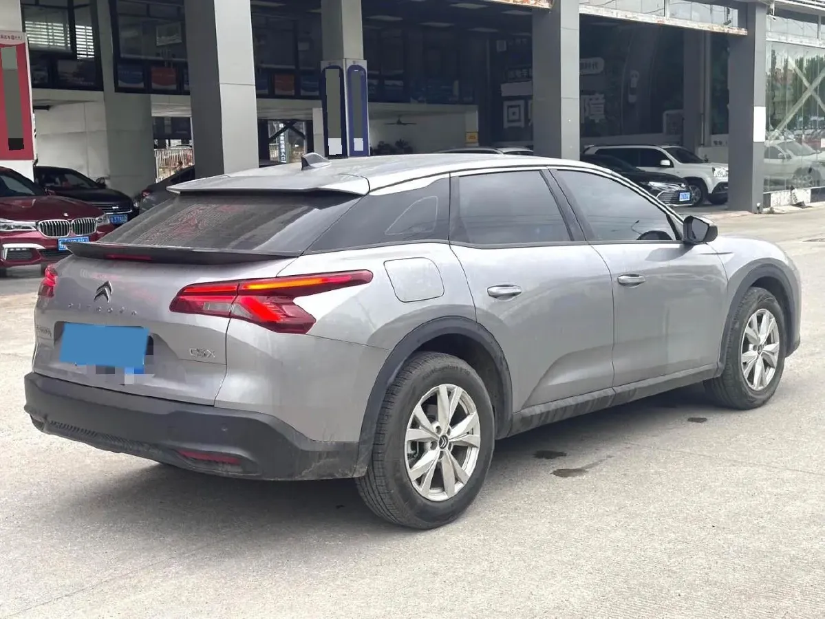 2025 Geely Preface 1.5T 181HP L4 7DCT,autocango,china used car exporter,china ev exporter,chinese used car exporter,chinese used ev exporter