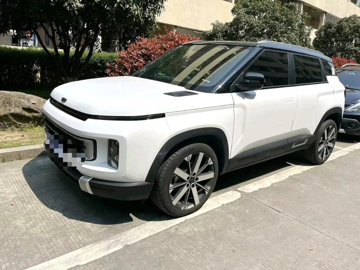 2023 Geely ICON 1.5T 181HP L4 7DCT,autocango,china used car exporter,china ev exporter,chinese used car exporter,chinese used ev exporter