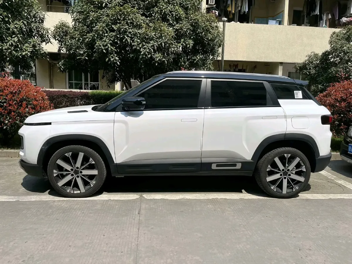 2023 Geely ICON 1.5T 181HP L4 7DCT,autocango,china used car exporter,china ev exporter,chinese used car exporter,chinese used ev exporter