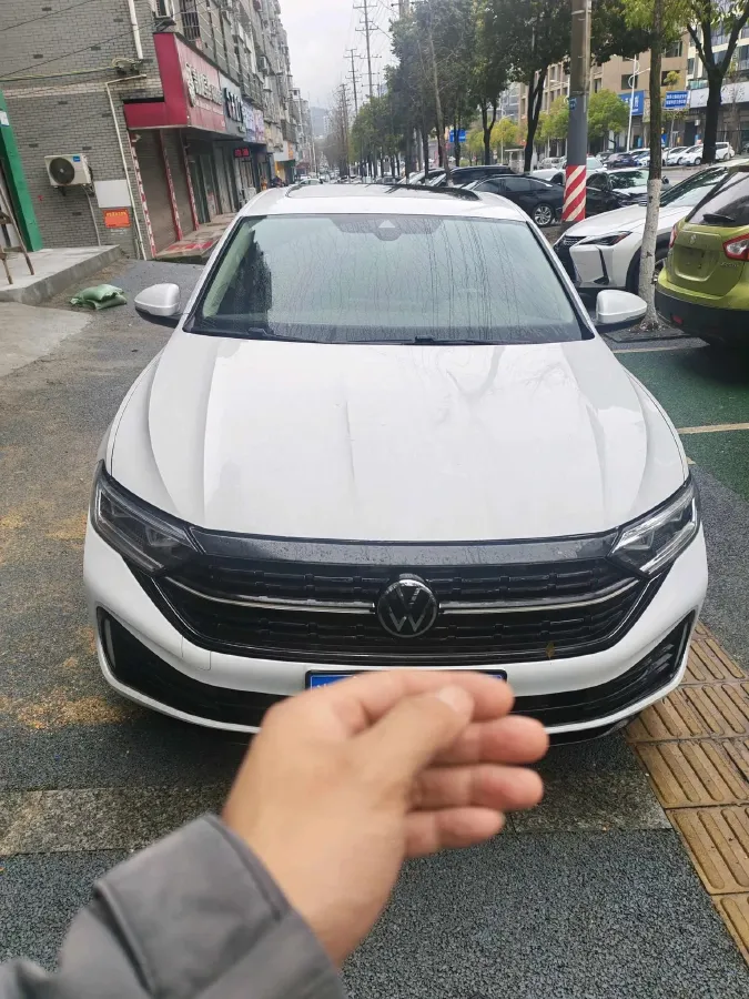 2023 Volkswagen Sagitar 1.5T 160HP L4 7DCT,autocango,china used car exporter,china ev exporter,chinese used car exporter,chinese used ev exporter