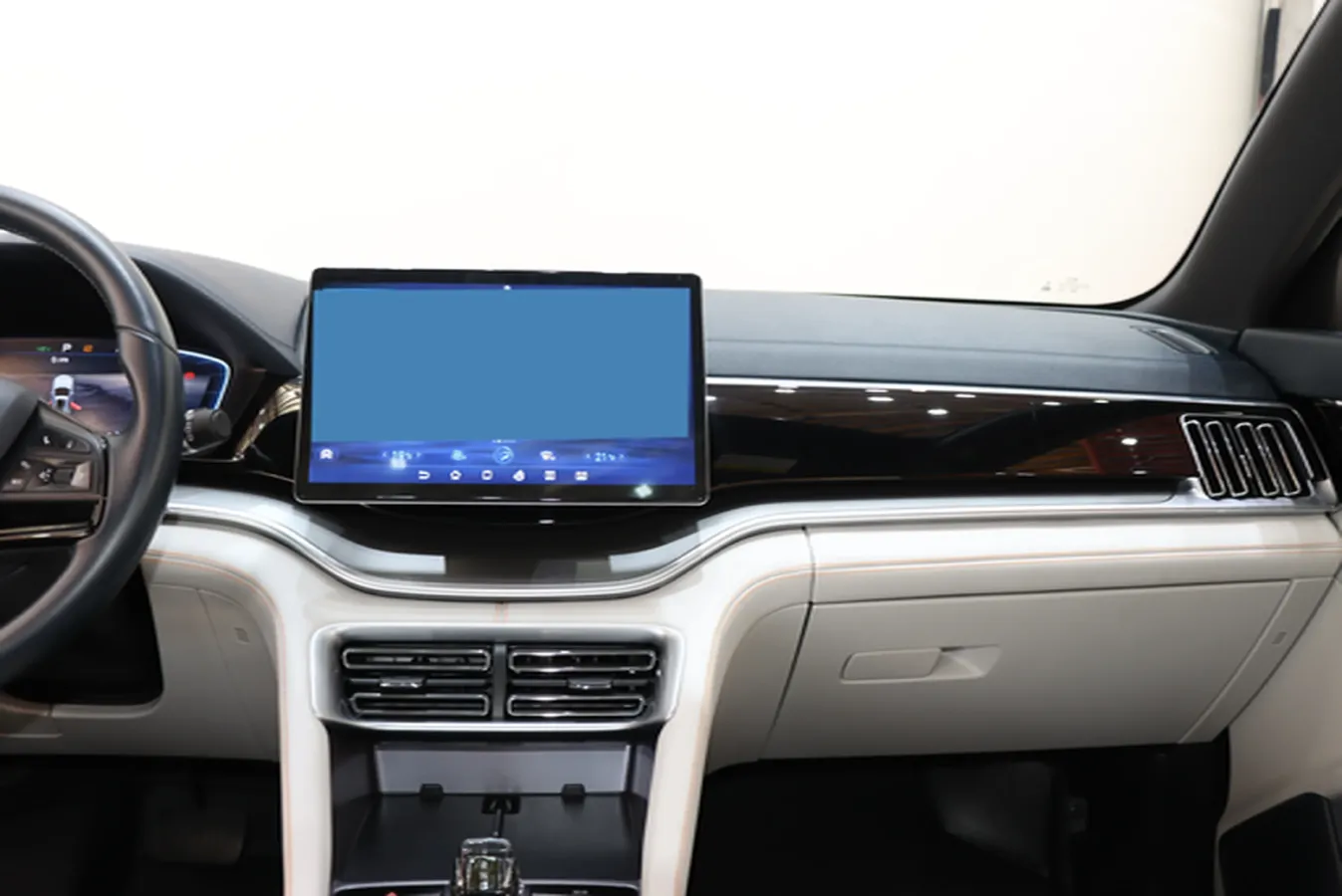 2023 BYD Song Plus 1.5L 110HP L4 E-CVT PHEV 18.3KWH,autocango,china used car exporter,china ev exporter,chinese used car exporter,chinese used ev exporter