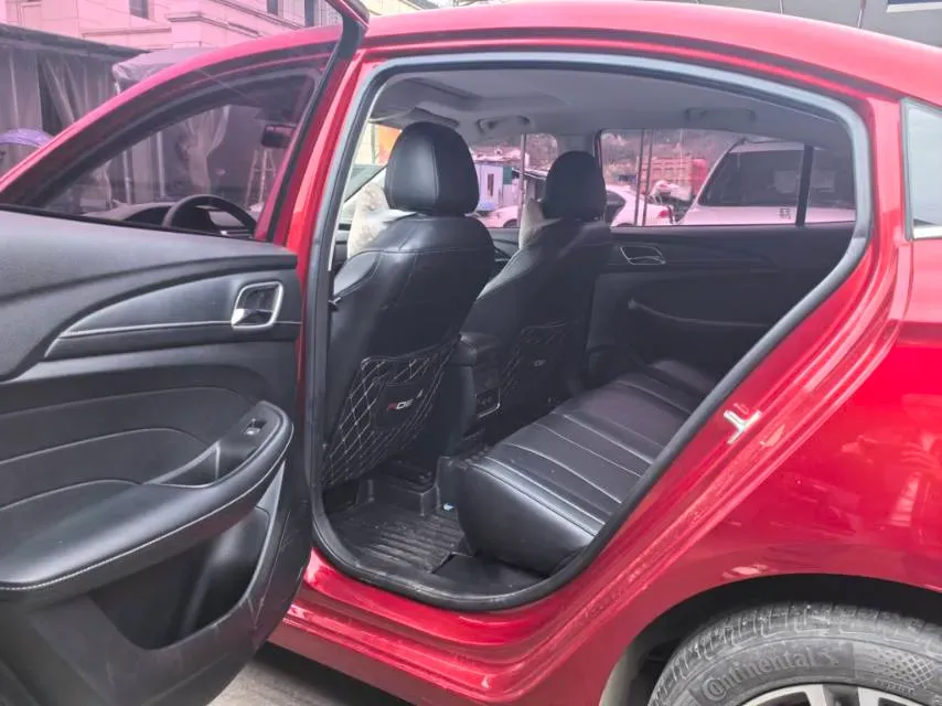 2019 Roewe i5 1.5L 120HP L4 5MT,autocango,china used car exporter,china ev exporter,chinese used car exporter,chinese used ev exporter
